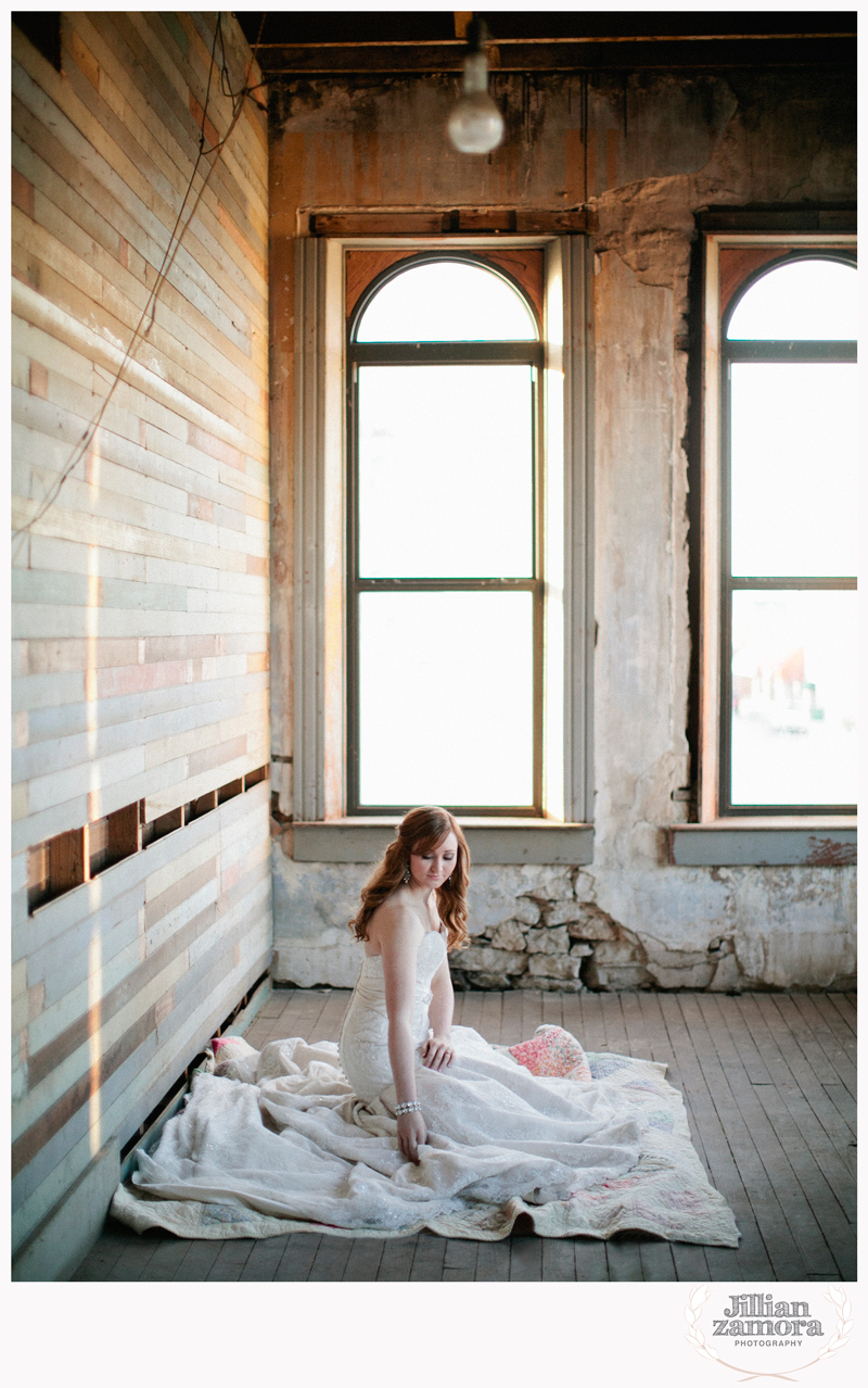 vintage-warehouse-bridals-20a