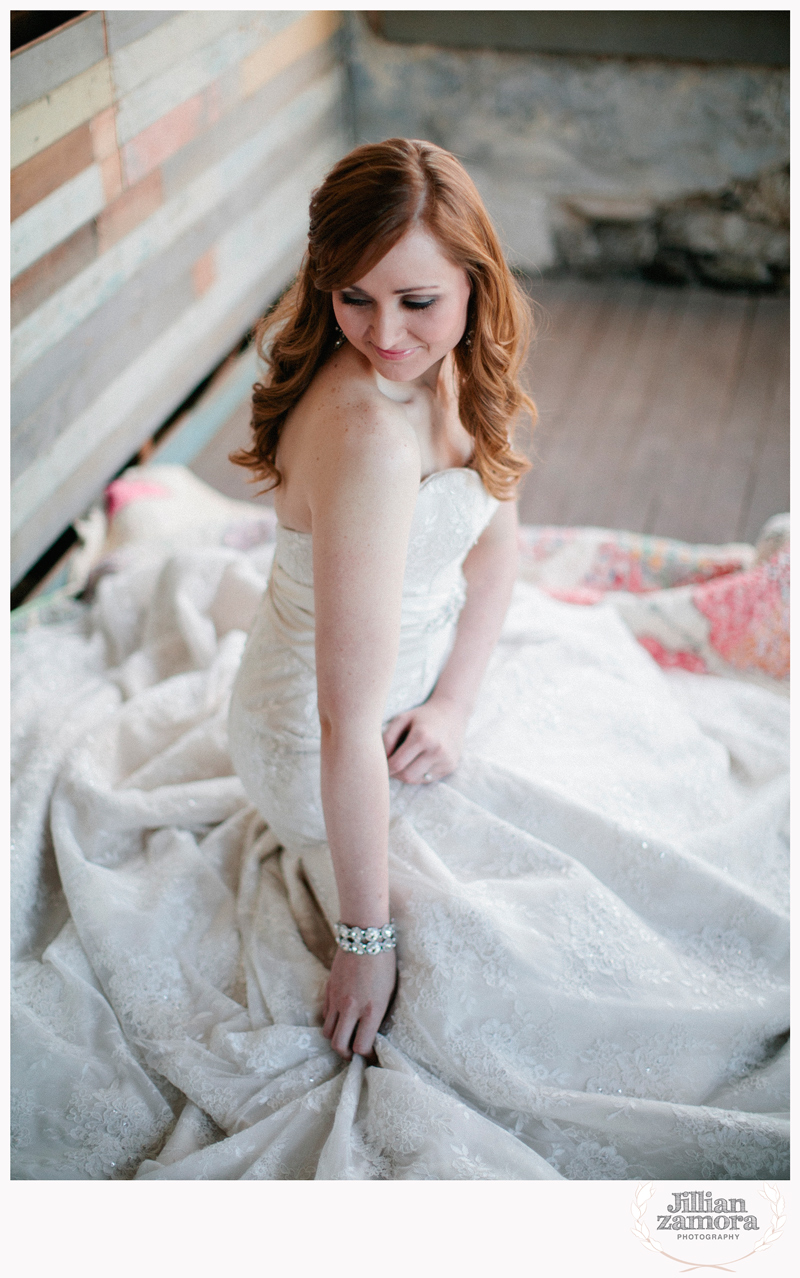 vintage-warehouse-bridals-23