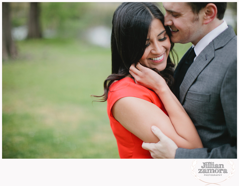 dallas-vintage-vespa-balloon-engagements01