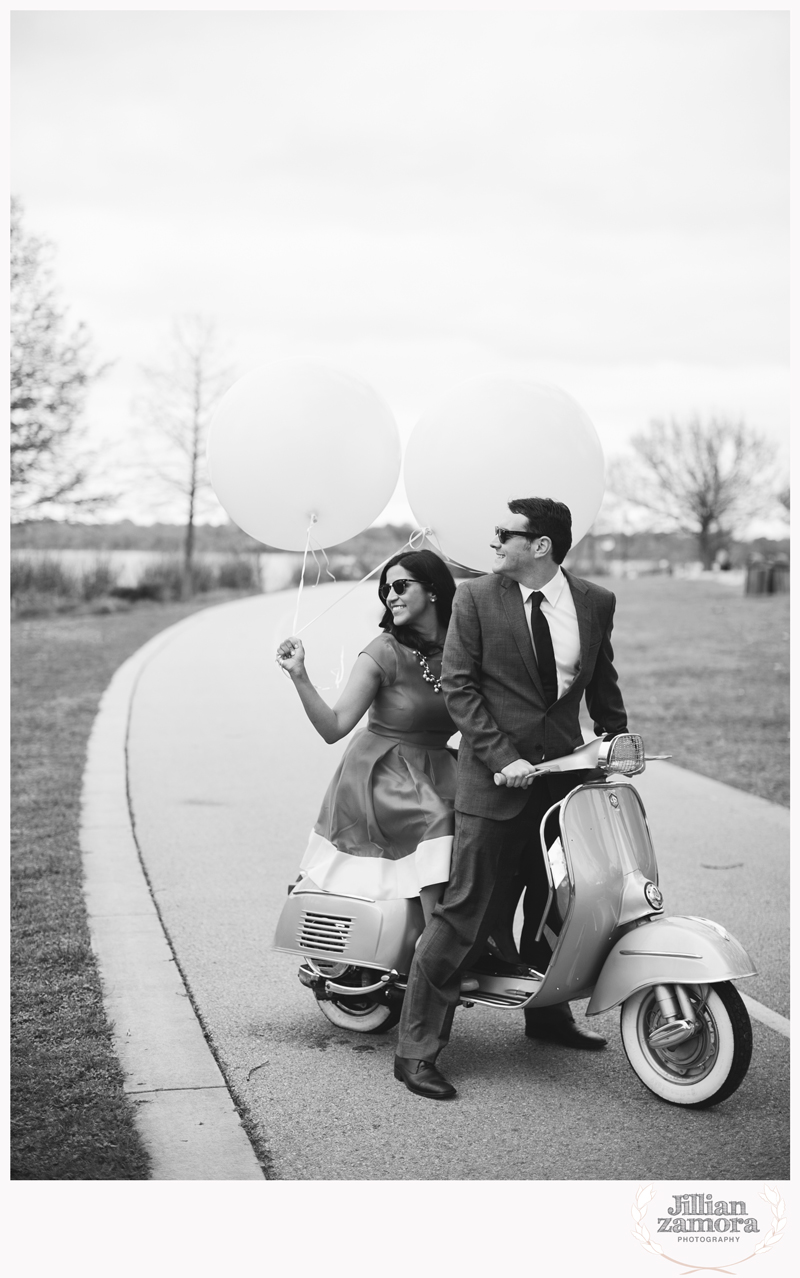 dallas-vintage-vespa-balloon-engagements11