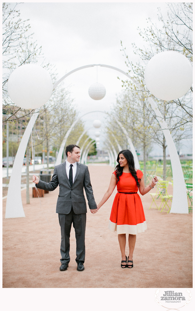 dallas-vintage-vespa-balloon-engagements25