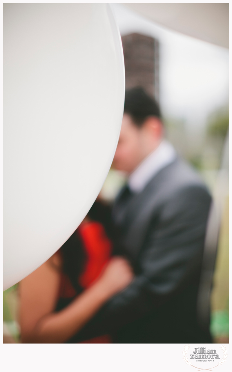 dallas-vintage-vespa-balloon-engagements31