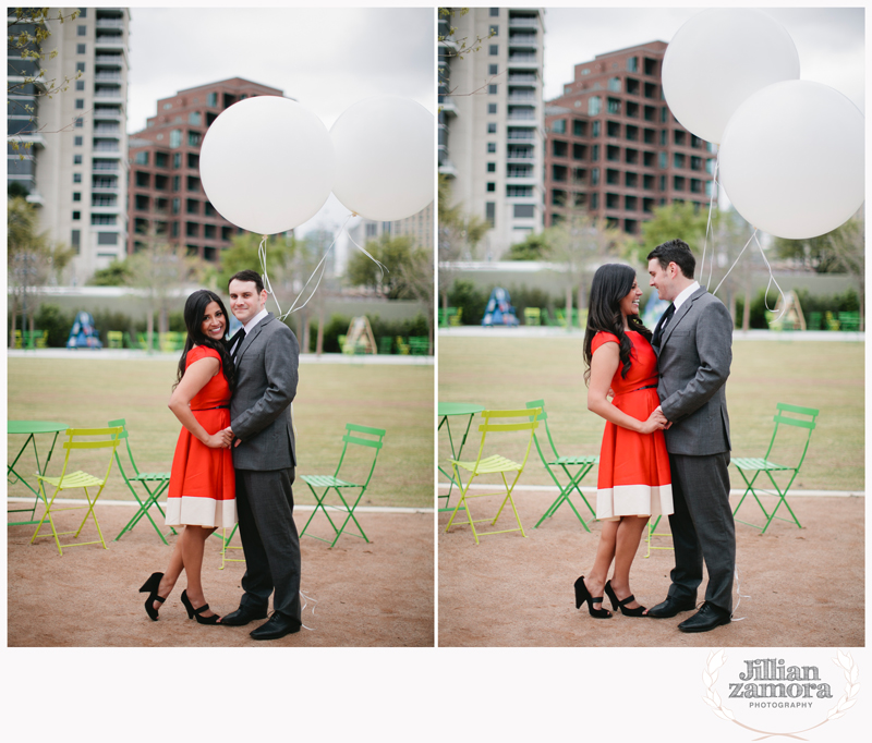 dallas-vintage-vespa-balloon-engagements34