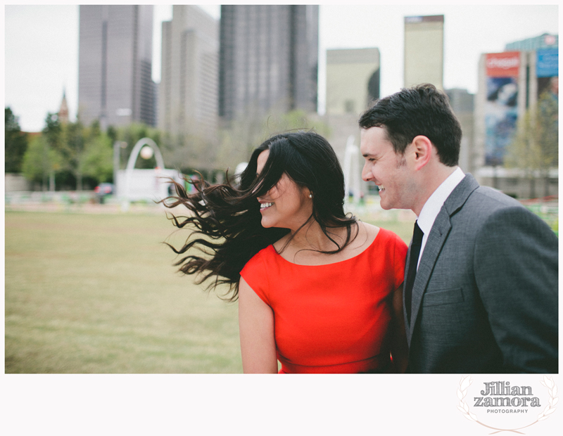 dallas-vintage-vespa-balloon-engagements45