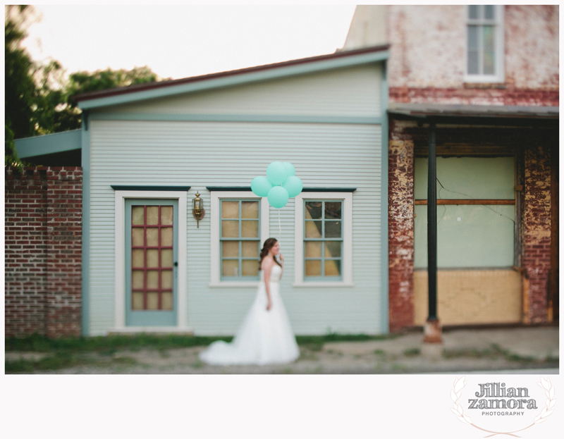 fun balloon bridals _16